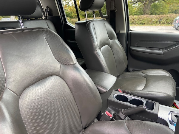 Used Nissan Navara 2013 for sale - 76299840: Photo 13