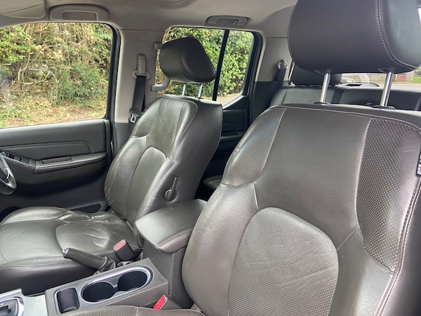 Used Nissan Navara 2013 for sale - 76299840: Photo 9