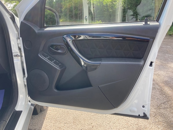 Used Dacia Duster 2015 for sale - 75304391: Photo 23