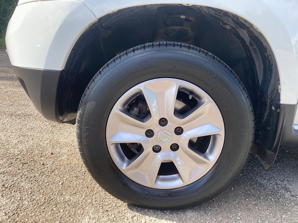 Used Dacia Duster 2015 for sale - 75304391: Photo 33
