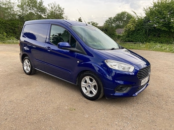 Used Ford Transit Courier 2018 for sale - 78722578: Photo