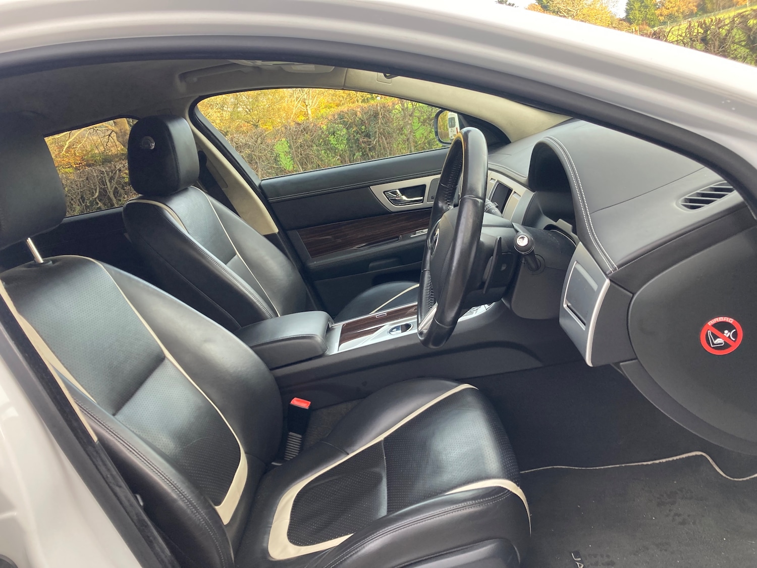 Used Jaguar XF 2014 for sale - 76554417: Photo 15