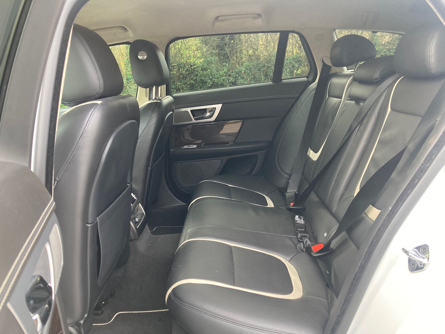 Used Jaguar XF 2014 for sale - 76554417: Photo 32