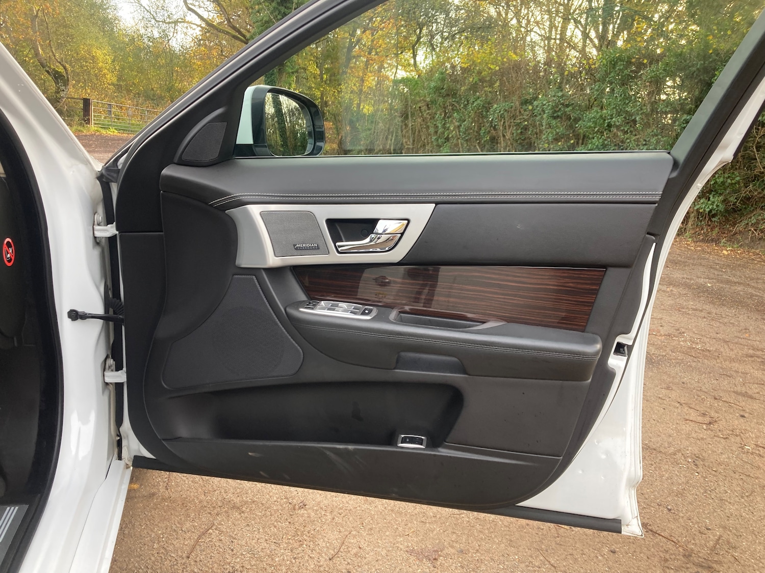 Used Jaguar XF 2014 for sale - 76554417: Photo 36