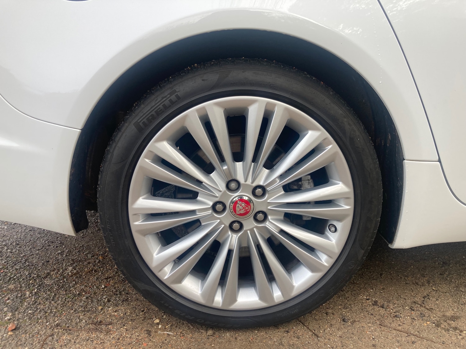 Used Jaguar XF 2014 for sale - 76554417: Photo 41