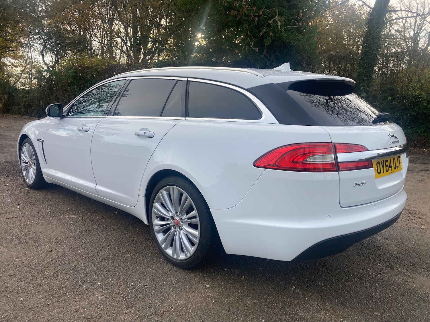 Used Jaguar XF 2014 for sale - 76554417: Photo 5