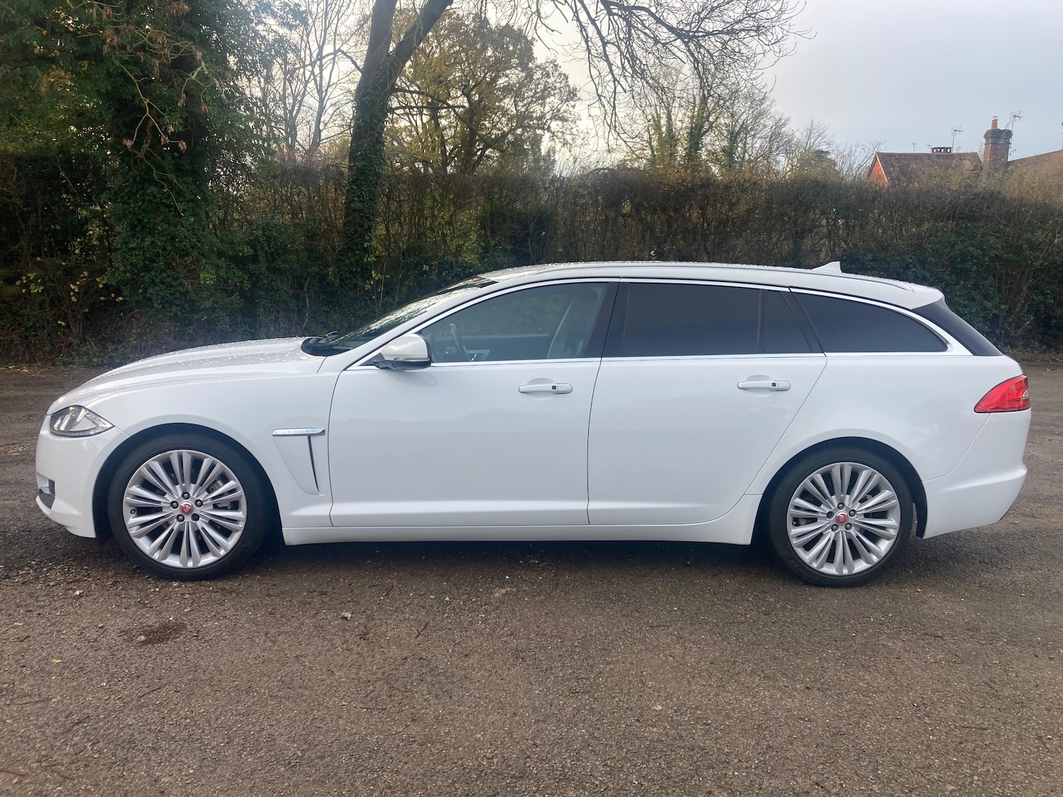 Used Jaguar XF 2014 for sale - 76554417: Photo 6