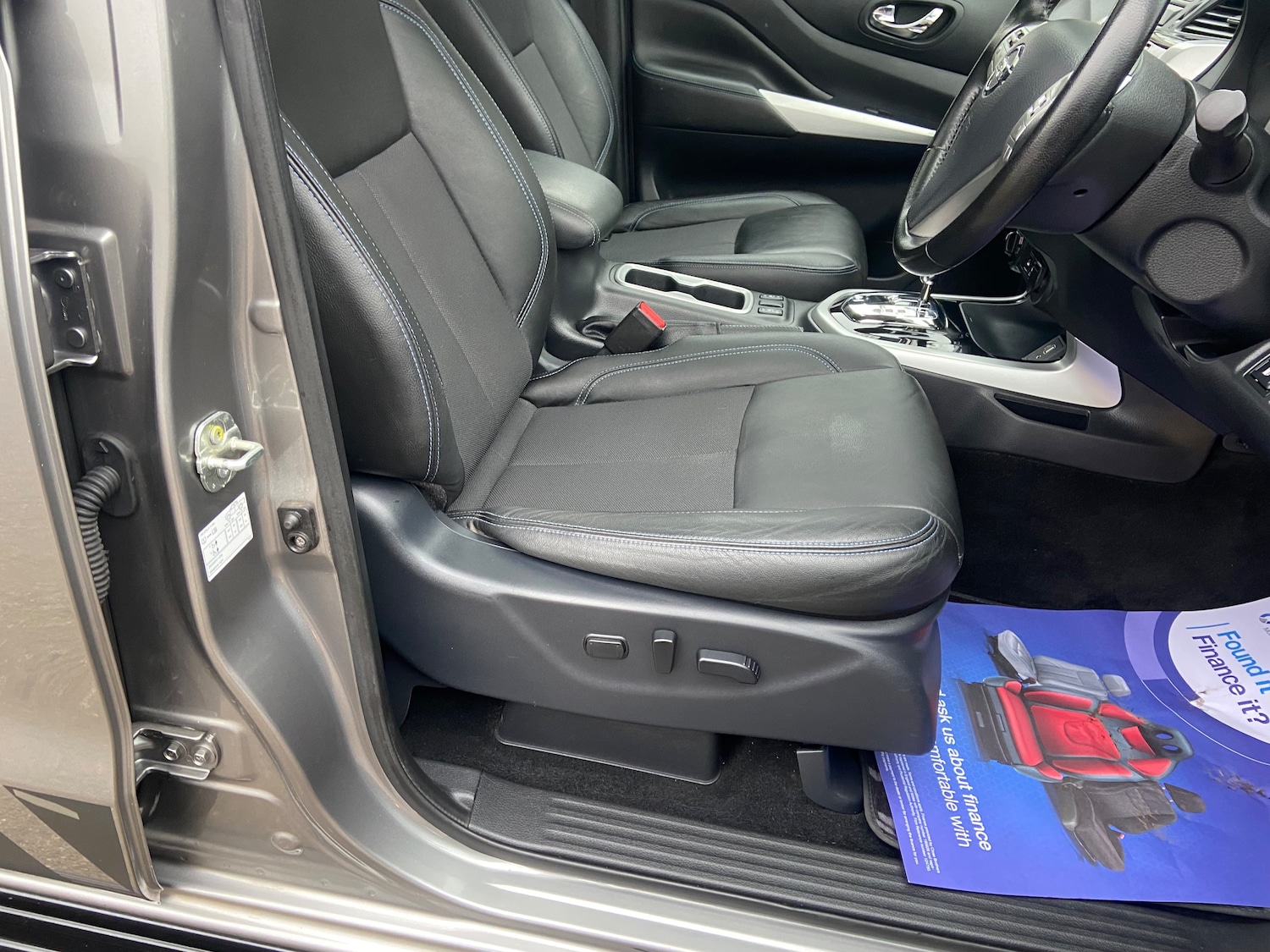 Used Nissan Navara 2020 for sale - 77106812: Photo 14