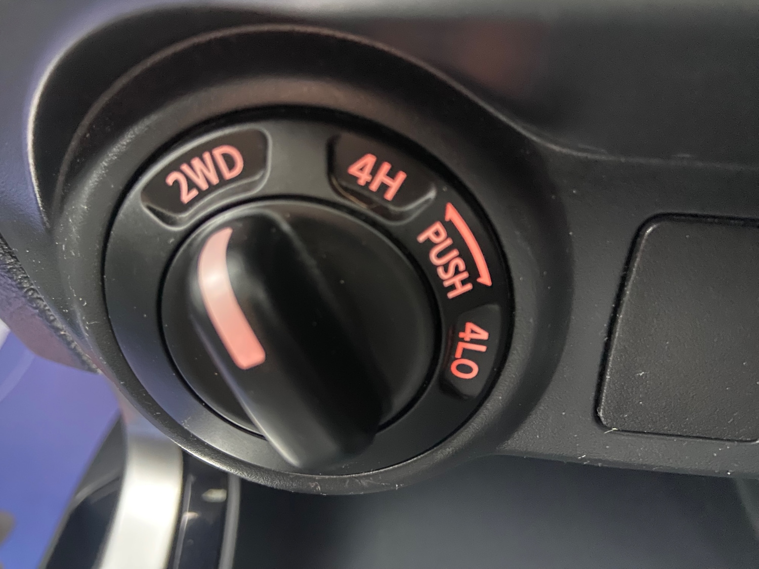 Used Nissan Navara 2020 for sale - 77106812: Photo 25