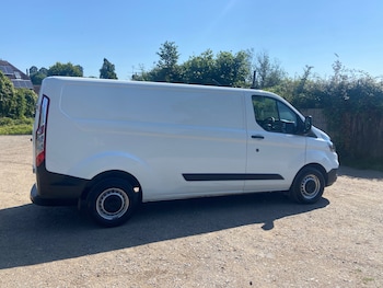 Used Ford Transit Custom 2022 for sale - 78932135: Photo