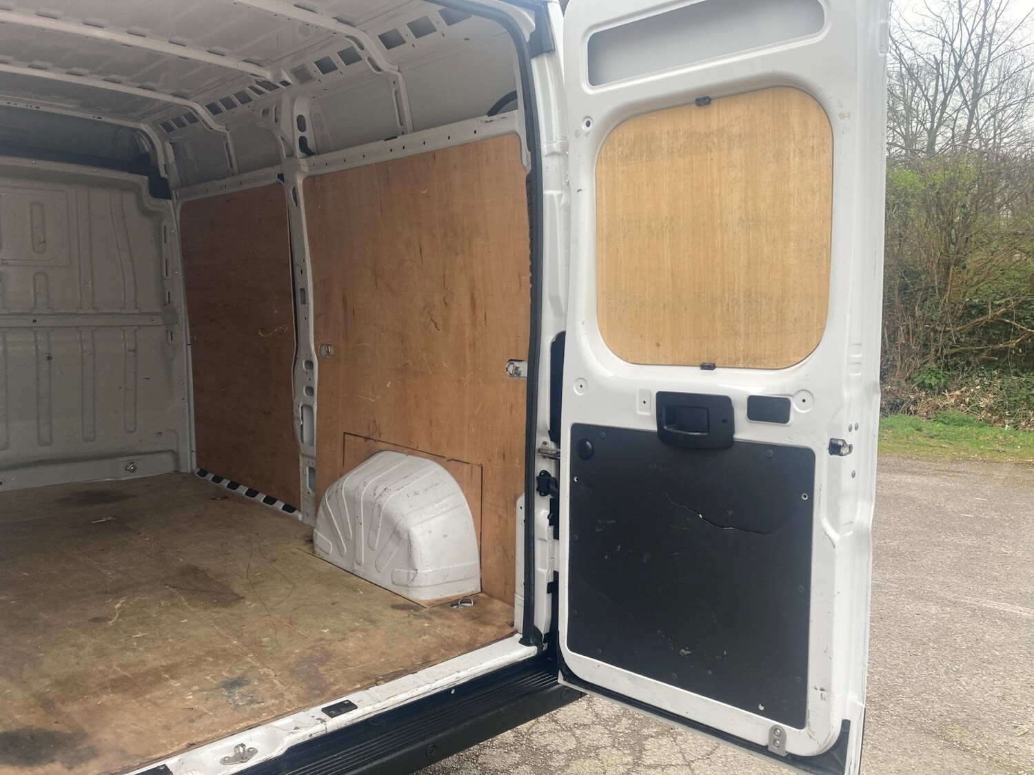 Vehicle 27