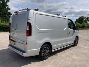 Used Vauxhall Vivaro 2016 for sale - 75130139: Photo