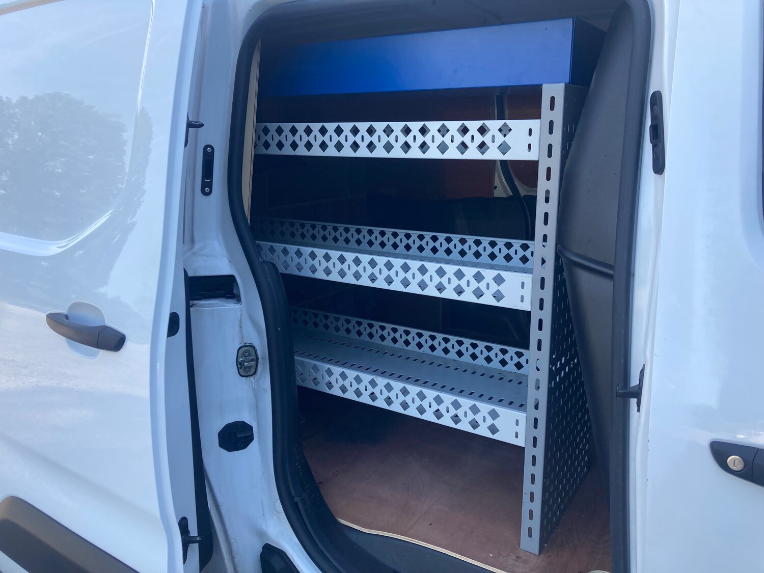 Vehicle 25