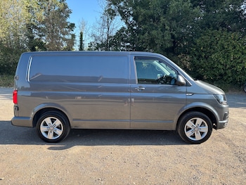 Used Volkswagen Transporter 2019 for sale - 79405246: Photo