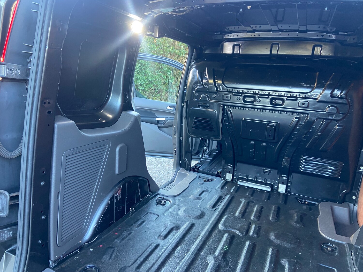 Used Ford Transit Connect 2020 for sale - 77037496: Photo 14