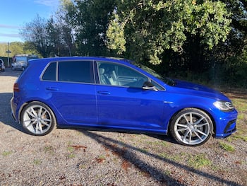 Used Volkswagen Golf 2017 for sale - 79754464: Photo