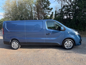 Used Nissan NV300 2021 for sale - 79482805: Photo