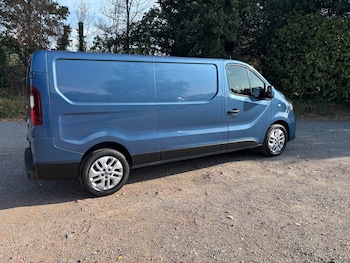 Used Nissan NV300 2021 for sale - 79482805: Photo