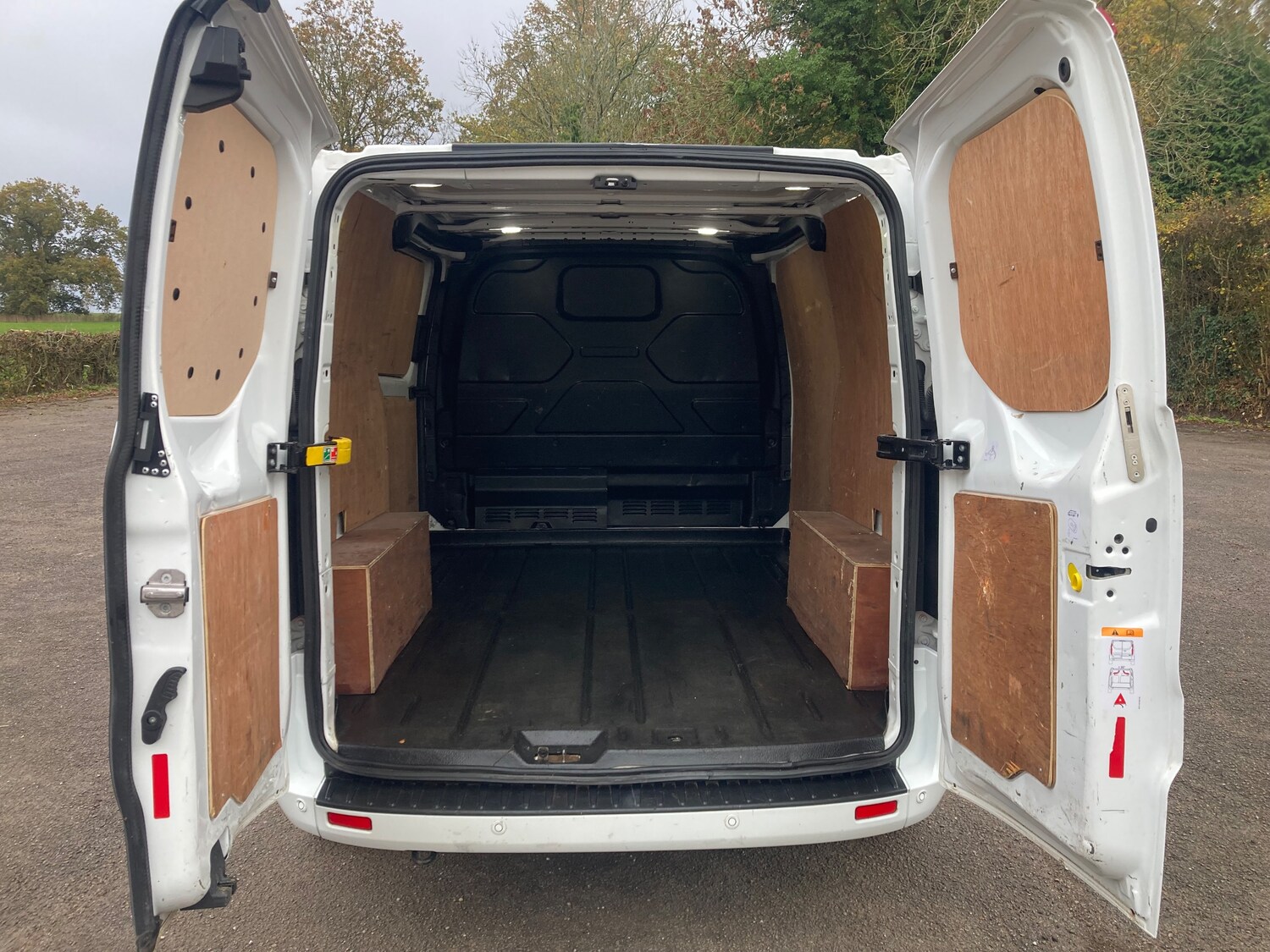 Used Ford Transit Custom 2021 for sale - 76287942: Photo 25