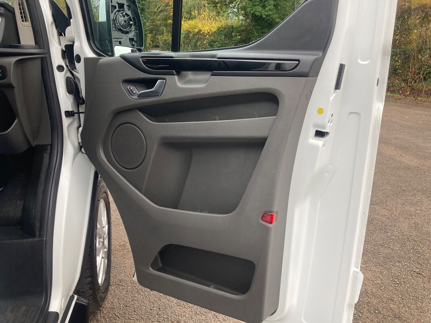 Used Ford Transit Custom 2021 for sale - 76287942: Photo 27