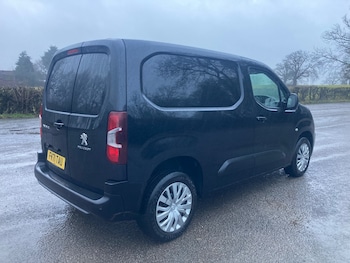 Used Peugeot Partner 2021 for sale - 77200769: Photo