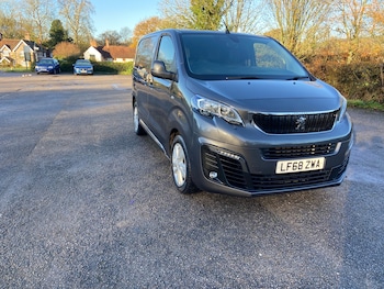 Used Peugeot Expert 2018 for sale - 76777402: Photo
