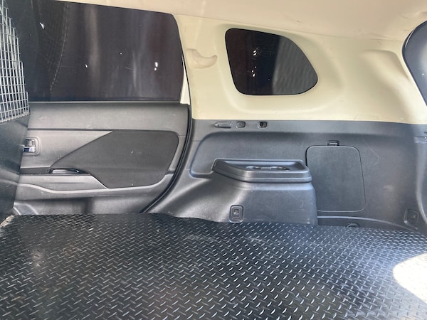 Used Mitsubishi Outlander 2020 for sale - 75130131: Photo 28