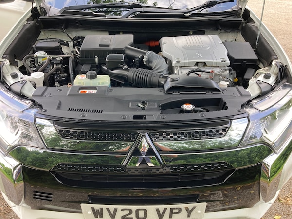 Used Mitsubishi Outlander 2020 for sale - 75130131: Photo 35