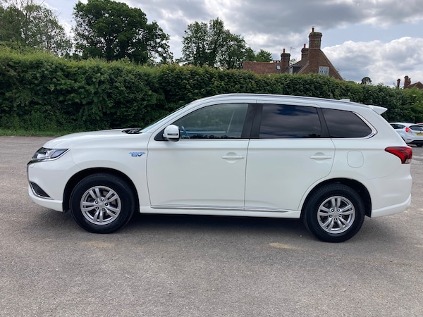 Used Mitsubishi Outlander 2020 for sale - 75130131: Photo 6