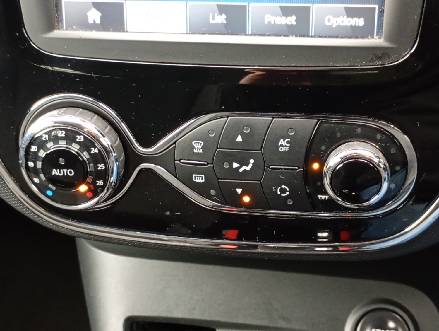 Used Renault Captur 2015 for sale - 77187260: Photo 12