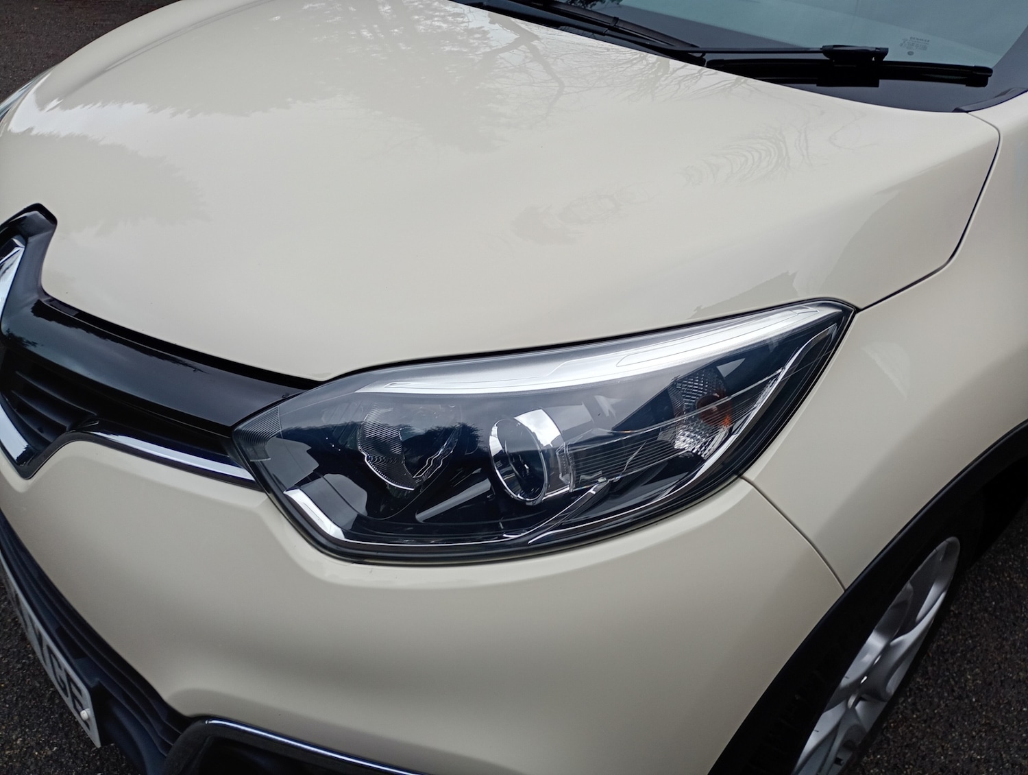 Used Renault Captur 2015 for sale - 77187260: Photo 2
