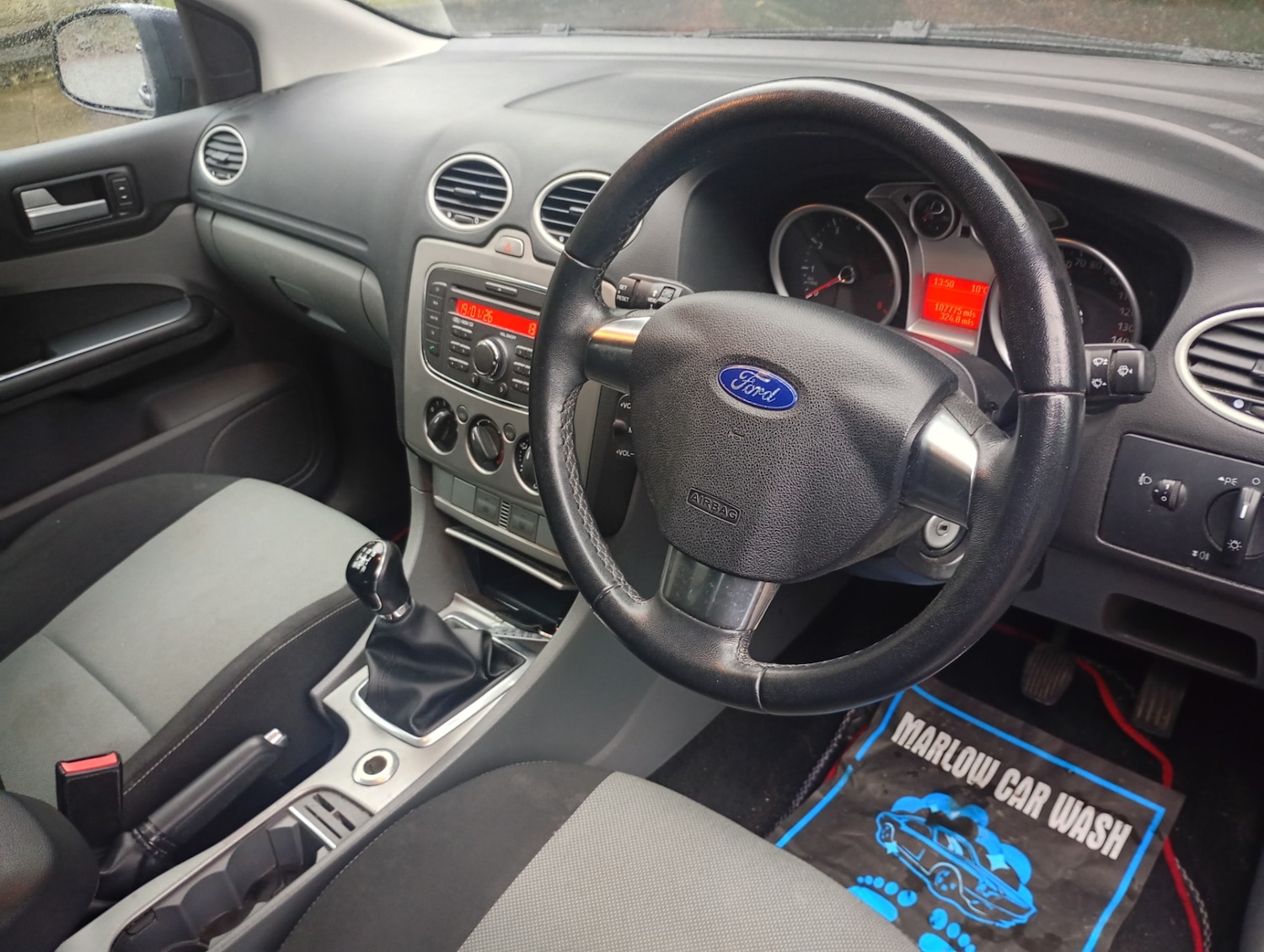 Used Ford Focus 2010 for sale - 77187269: Photo 2