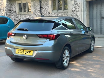 Used Vauxhall Astra 2019 for sale - 76047558: Photo