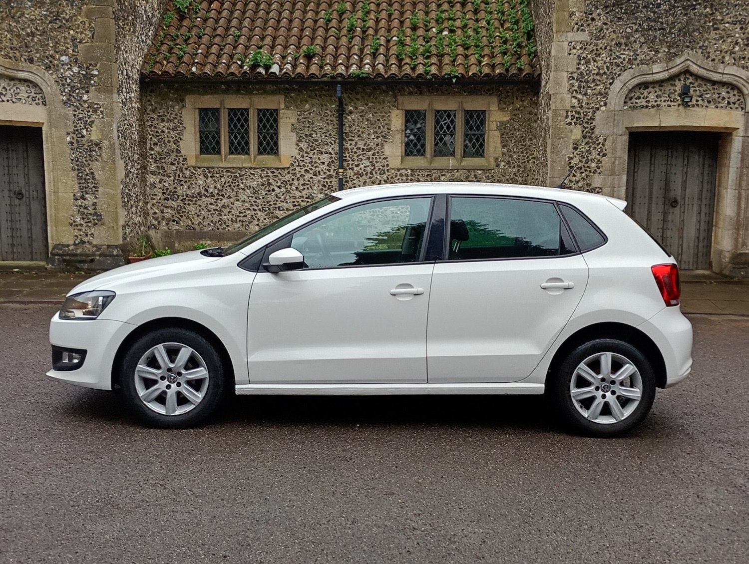 Used Volkswagen Polo 2013 for sale - 77187271: Photo 4