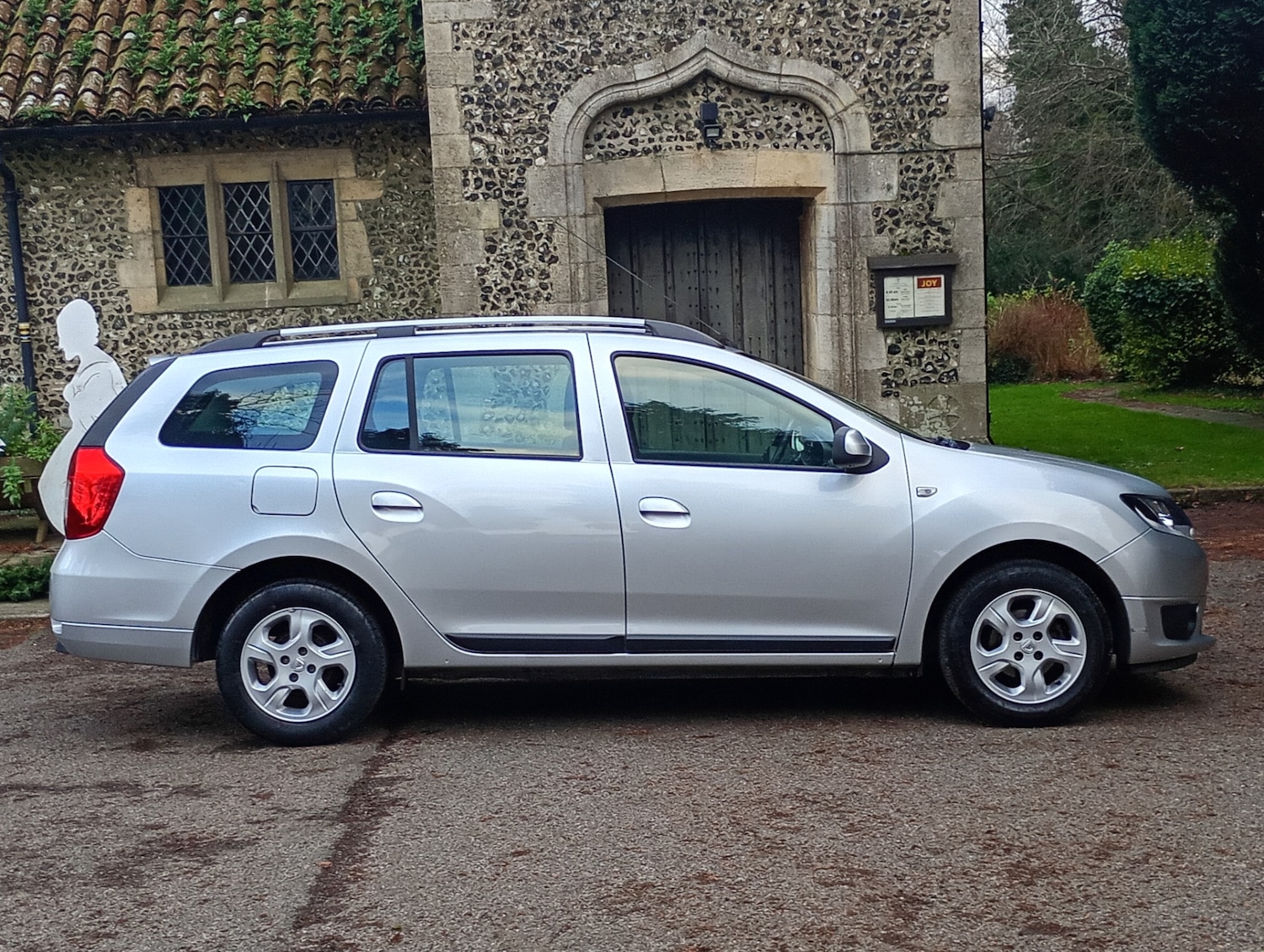 Used Dacia Logan MCV 2015 for sale - 76924134: Photo 5