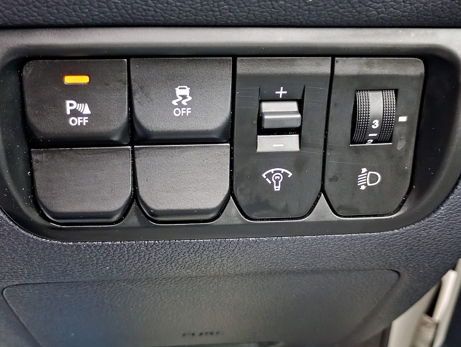 Used Kia Rio 2015 for sale - 76924170: Photo 24