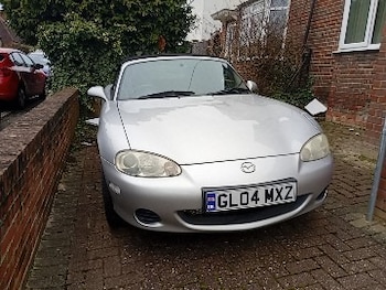 2004 (04) - 1.8i Euphonic 2dr