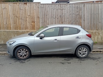 Used Mazda Mazda2 2015 for sale - 77187096: Photo