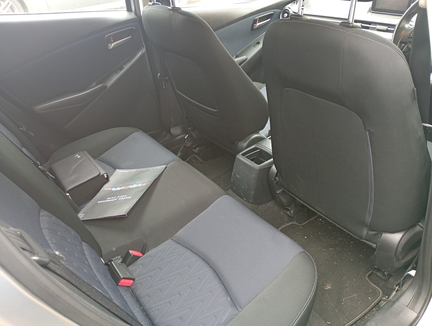 Used Mazda Mazda2 2015 for sale - 77187096: Photo 9