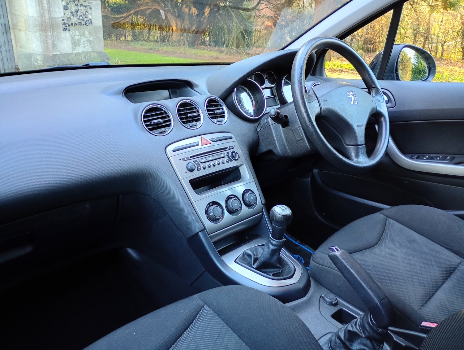 Used Peugeot 308 2011 for sale - 77129696: Photo 11