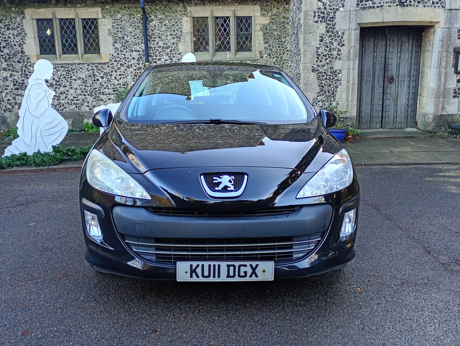 Used Peugeot 308 2011 for sale - 77129696: Photo 2
