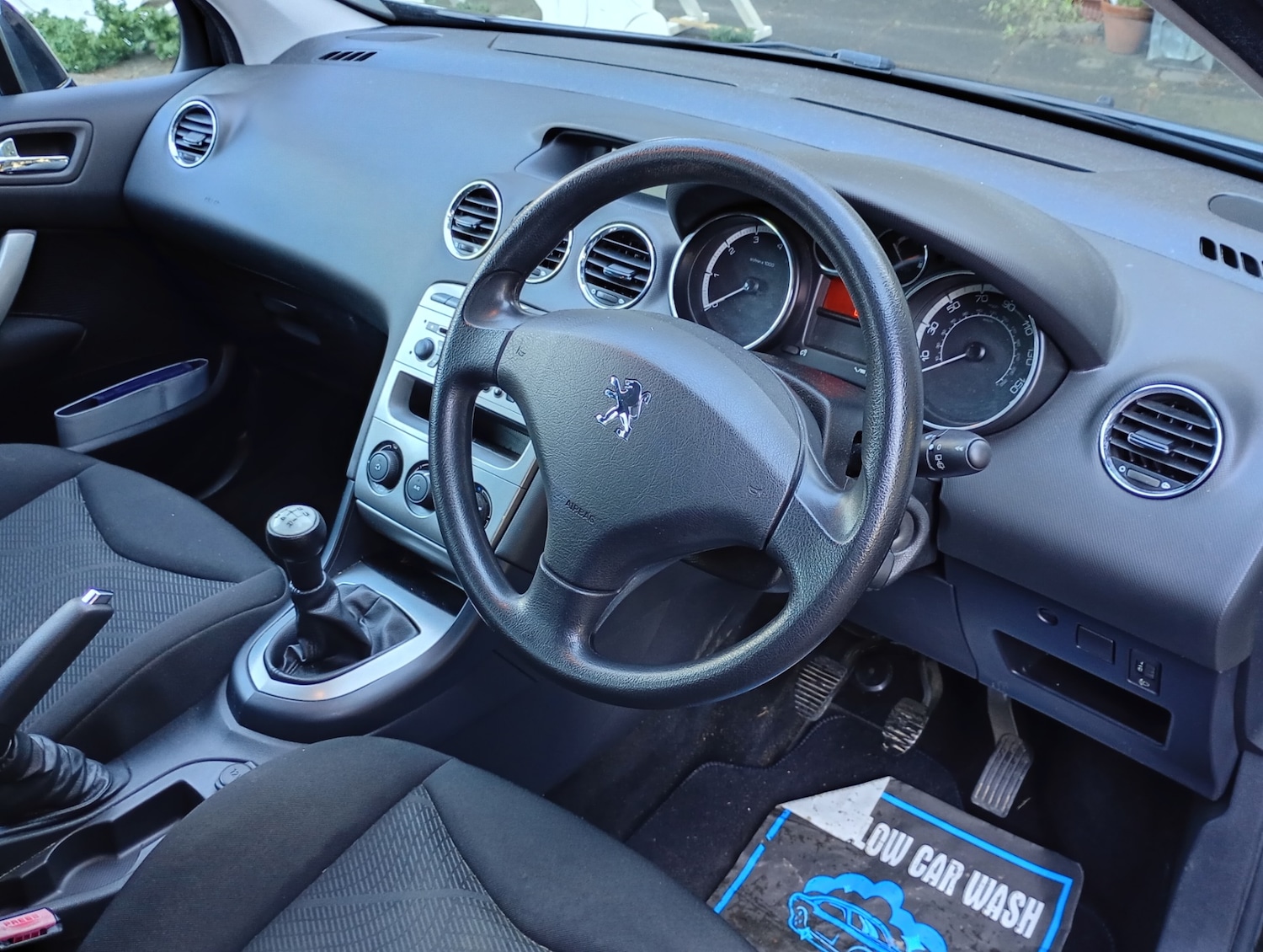 Used Peugeot 308 2011 for sale - 77129696: Photo 9