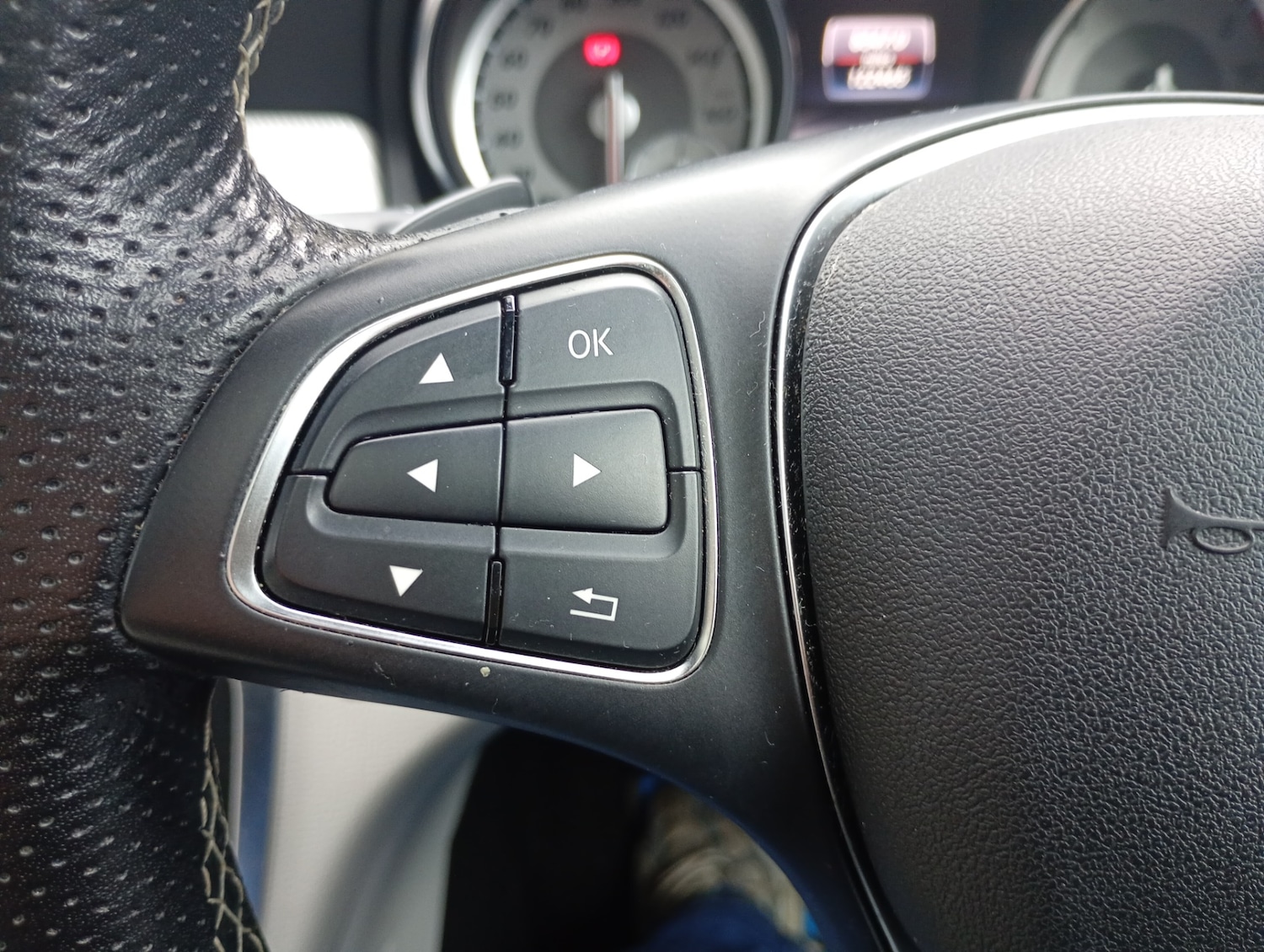 Used Mercedes-Benz GLA 2016 for sale - 77415047: Photo 28