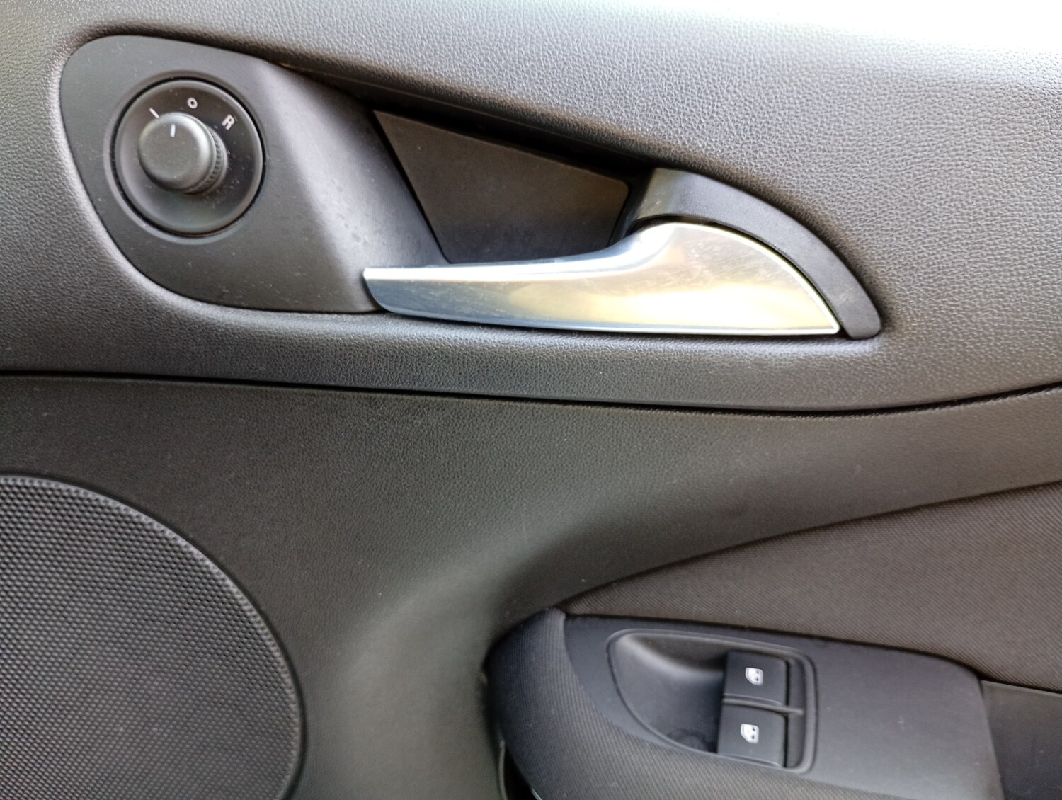 Used Vauxhall ADAM 2015 for sale - 78169158: Photo 20