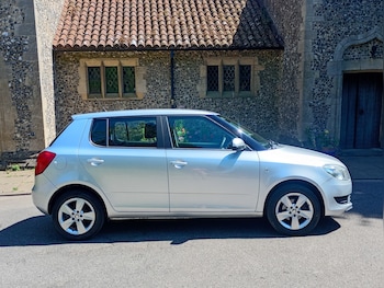 Used Skoda Fabia 2014 for sale - 79140635: Photo