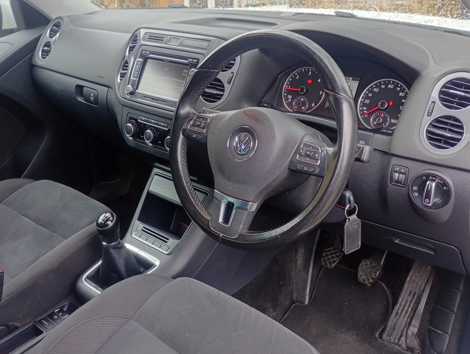 Used Volkswagen Tiguan 2012 for sale - 77187092: Photo 3