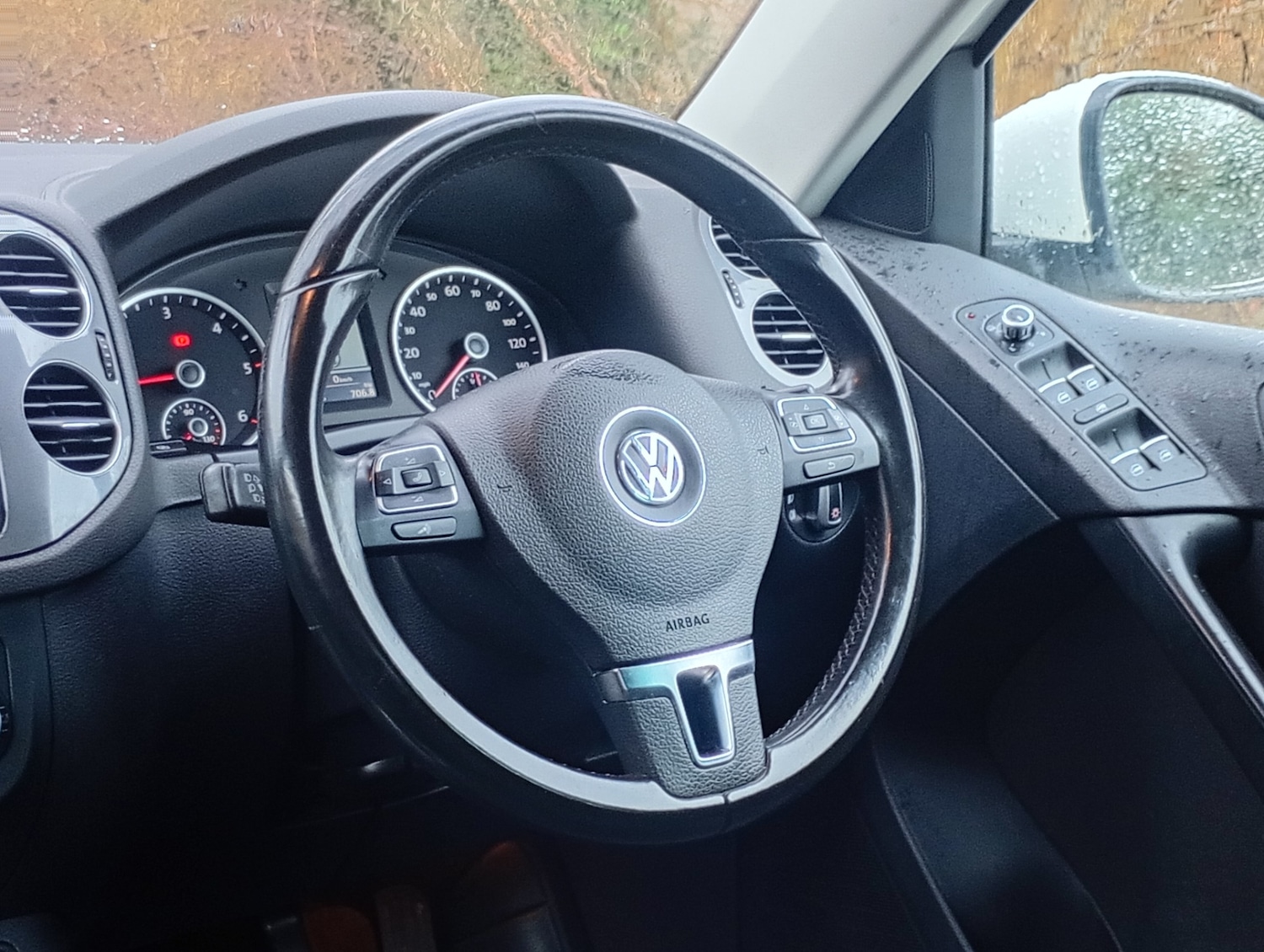 Used Volkswagen Tiguan 2012 for sale - 77187092: Photo 9
