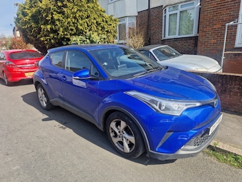 Used Toyota C-HR 2017 for sale - 77981238: Photo