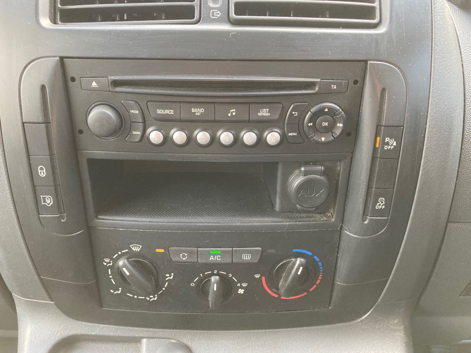 Used Citroen Dispatch 2014 for sale - 78026875: Photo 11