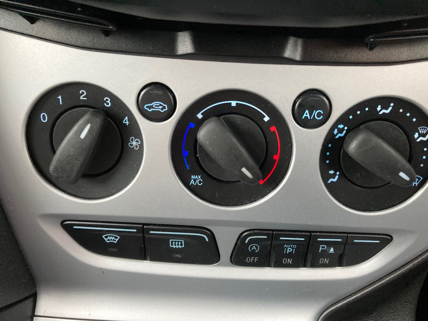 Used Ford Focus 2014 for sale - 77466014: Photo 12